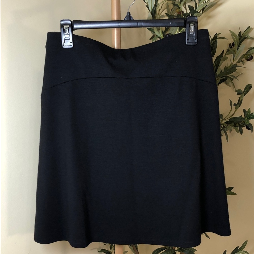 LOFT Black A-line Flowy Mini Skirt (B1) - Picture 8 of 8